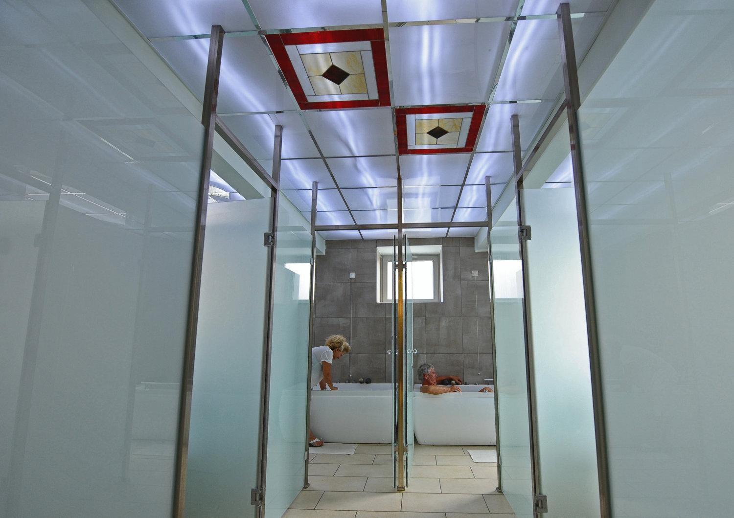 Kentrikon Hotel & Spa 卢特拉艾季普苏 外观 照片