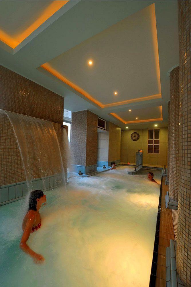 Kentrikon Hotel & Spa 卢特拉艾季普苏 外观 照片